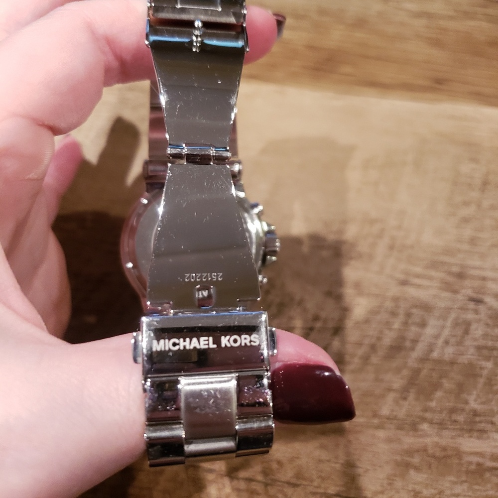 Michael Kors silver watch MK5385 - Picture 6 of 8